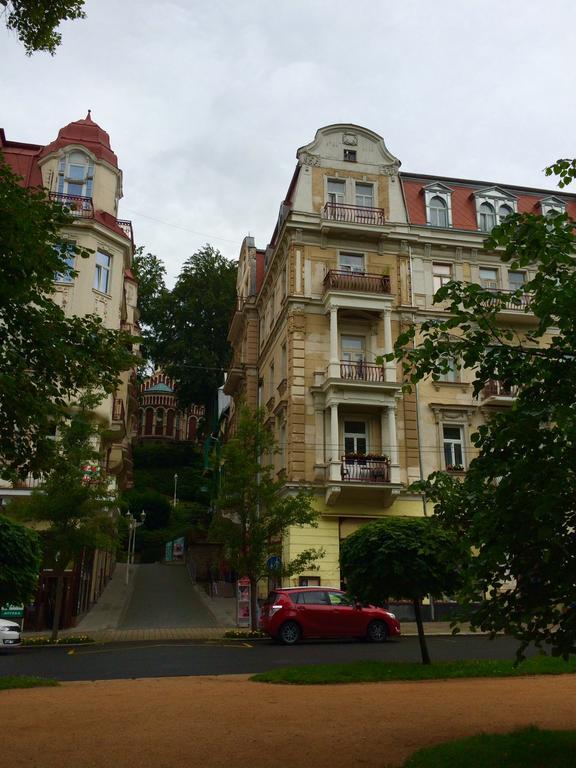 Apartment Hlavni Marianske Lazne Exterior photo